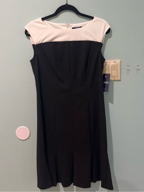 Chaps Black and Blush Cap-Sleeve Midi Dress